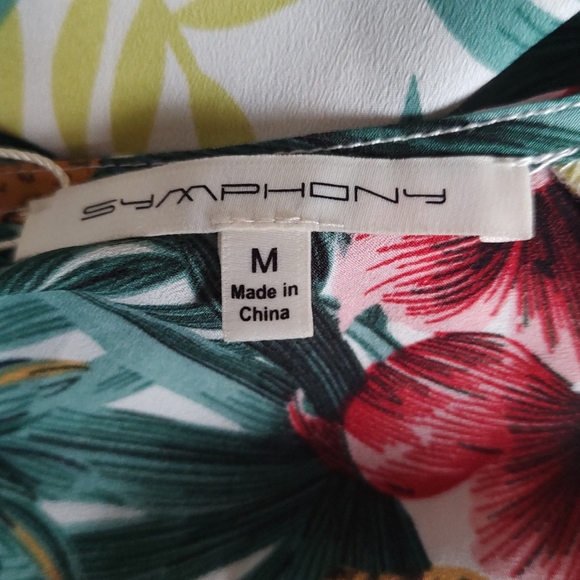 Tropical Symphony Dress with flowers and pineapples - Picture 6 of 7